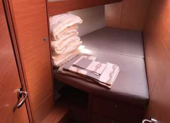 Rent a sailboat in Punat - Dufour 460 GL - 5 cab.