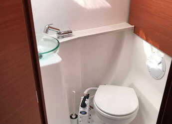 Rent a sailboat in Punat - Dufour 460 GL - 5 cab.