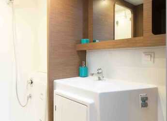 Alquilar catamarán en Paros Marina - Lagoon 42