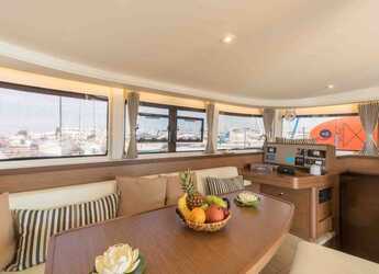 Alquilar catamarán en Paros Marina - Lagoon 42