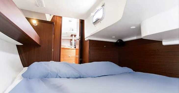 Rent a sailboat in Marina Drage - Delphia 31