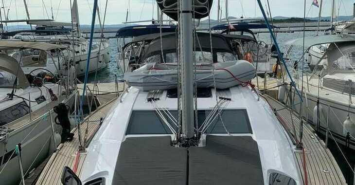 Rent a sailboat in Marina Drage - Elan Impression 45.1