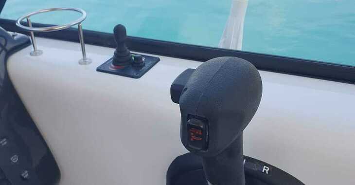 Rent a motorboat in Marina Drage - Coral 750