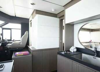 Alquilar yate en Marina Lav - Azimut Magellano 66