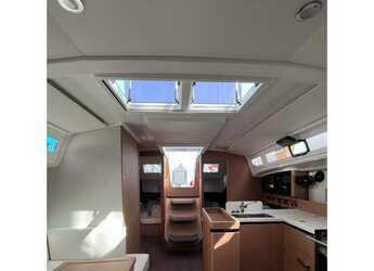 Chartern Sie segelboot in Kalamata Marina - Sun Odyssey 410