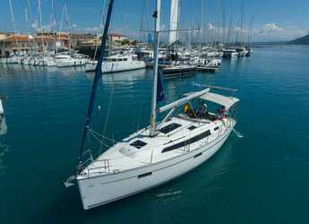 Rent a sailboat in D-Marin Lefkas Marina - Bavaria Cruiser 37 - 3 cab.