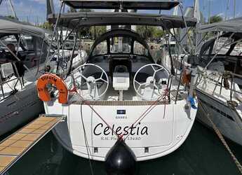Rent a sailboat in Alimos Marina - Bavaria Cruiser 34