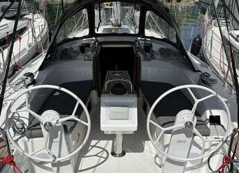 Rent a sailboat in Alimos Marina - Bavaria Cruiser 34