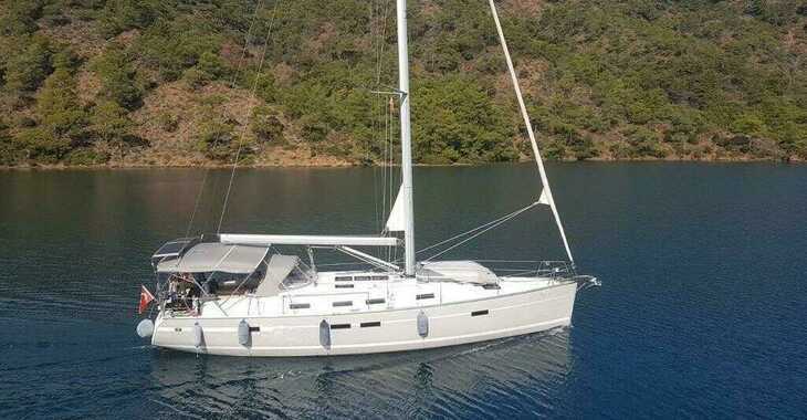 Rent a sailboat in Ece Marina - Bavaria Cruiser 45 - 3 cab.