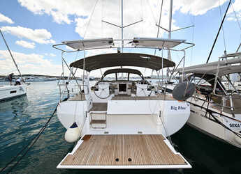 Rent a sailboat in Marina Sukosan (D-Marin Dalmacija) - Bavaria C50