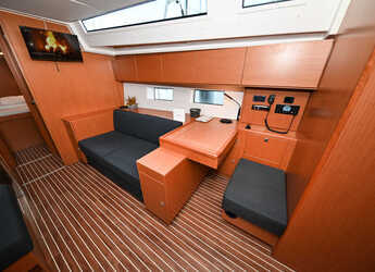 Rent a sailboat in Marina Sukosan (D-Marin Dalmacija) - Bavaria C50