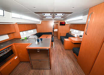 Rent a sailboat in Marina Sukosan (D-Marin Dalmacija) - Bavaria C50