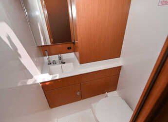 Rent a sailboat in Marina Sukosan (D-Marin Dalmacija) - Bavaria C50