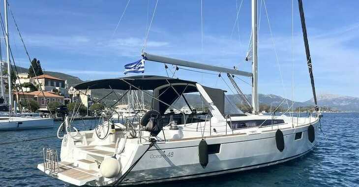 Rent a sailboat in Marina Zeas - Oceanis 48