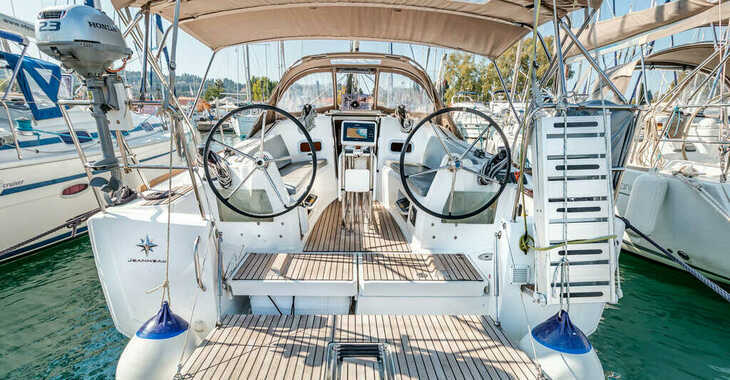 Rent a sailboat in Marina Gouvia - Sun Odyssey 349