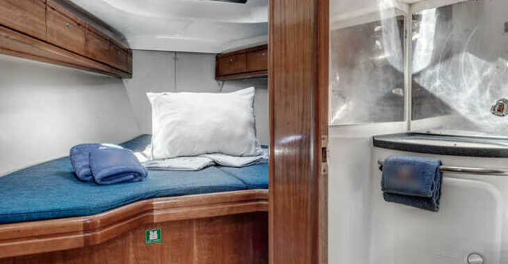 Chartern Sie segelboot in Marina Paleros - Bavaria 37 Cruiser