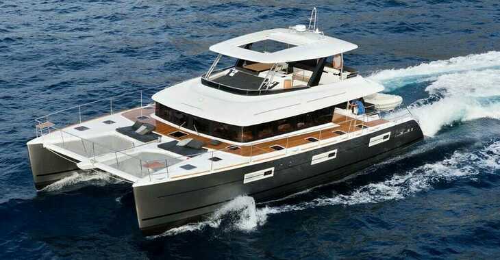Rent a power catamaran  in Mykonos Marina - Lagoon 630 Powercat LUX