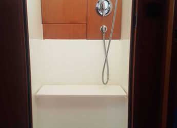 Rent a sailboat in Punat - Bavaria Cruiser 46 - 4 cab.