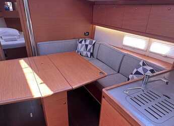 Alquilar velero en Marina Kremik - Dufour 390 GL