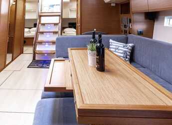 Alquilar velero en Marina Kremik - More 55