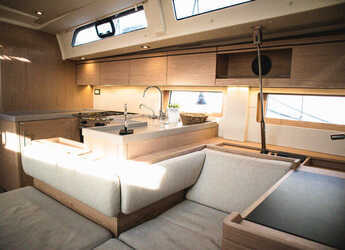 Alquilar velero en Marina Kremik - Oceanis 51.1