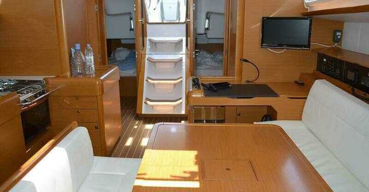 Chartern Sie segelboot in Marina Sukosan (D-Marin Dalmacija) - Sun Odyssey 509 - 5 cab.