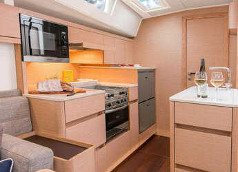 Alquilar velero en Marina Kastela - Hanse 548 - 5 + 1 cab.