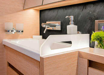 Alquilar velero en Marina Kastela - Hanse 548 - 5 + 1 cab.