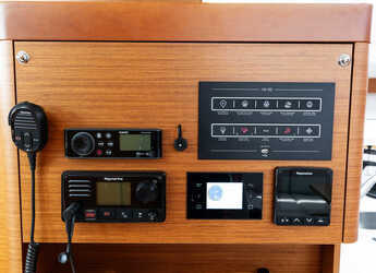 Rent a sailboat in Nikiti - Sun Odyssey 490