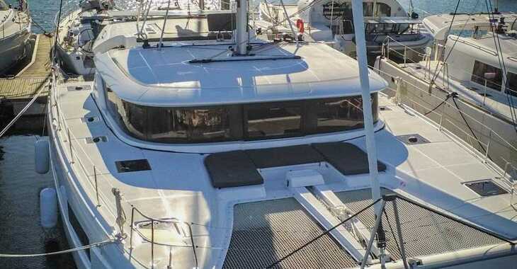 Rent a catamaran in Port of Mahe - Lagoon 46 