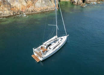 Rent a sailboat in Adaköy Marina - Oceanis 37.1