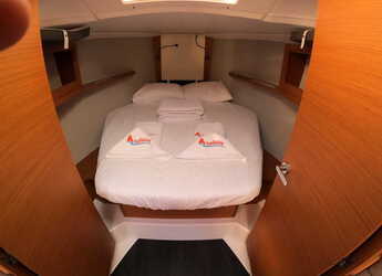 Chartern Sie segelboot in Adaköy Marina - Dufour 37/3.cabin