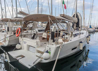 Alquilar velero en Marina di Palermo La Cala - Dufour 390 Grand Large
