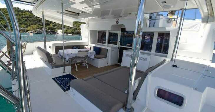 Chartern Sie katamaran in Marmaris Yacht Marina - Lagoon 450