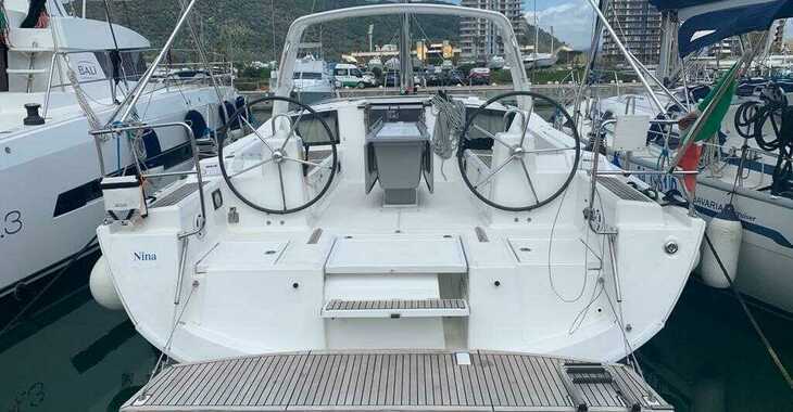 Rent a sailboat in Salerno - Oceanis 41.1