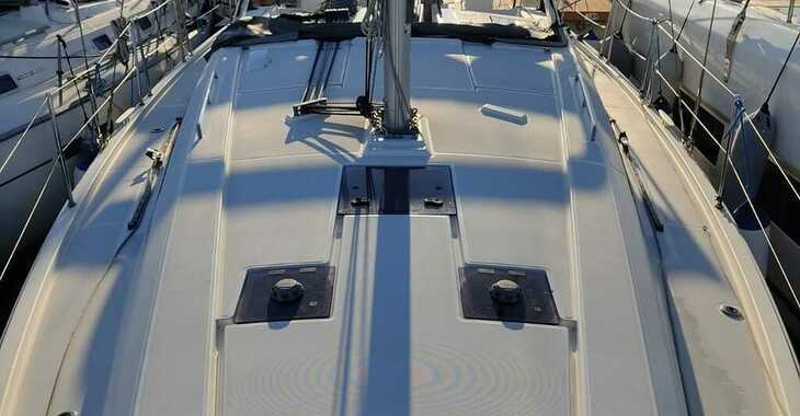 Rent a sailboat in Salerno - Oceanis 41.1