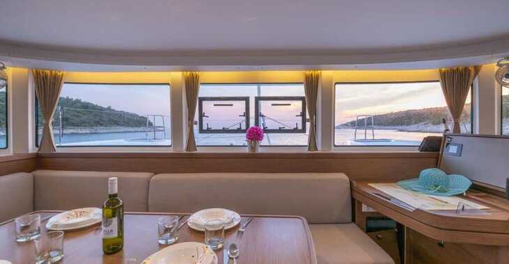 Rent a catamaran in Veruda Marina - Lagoon 42 - 4 + 2 cab.