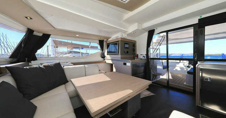 Rent a catamaran in Marina Baotić - Elba 45 Owner Version