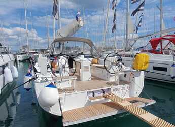 Chartern Sie segelboot in ACI Marina Split - Oceanis 37.1