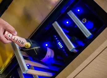 Alquilar velero en ACI Marina - Jeanneau 64 - 4 cab.