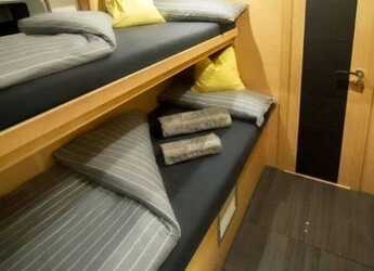 Alquilar velero en ACI Marina - Jeanneau 64 - 4 cab.