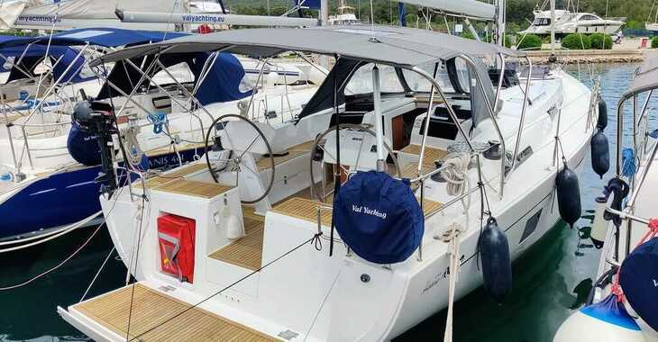 Rent a sailboat in Marina Sukosan (D-Marin Dalmacija) - Hanse 458