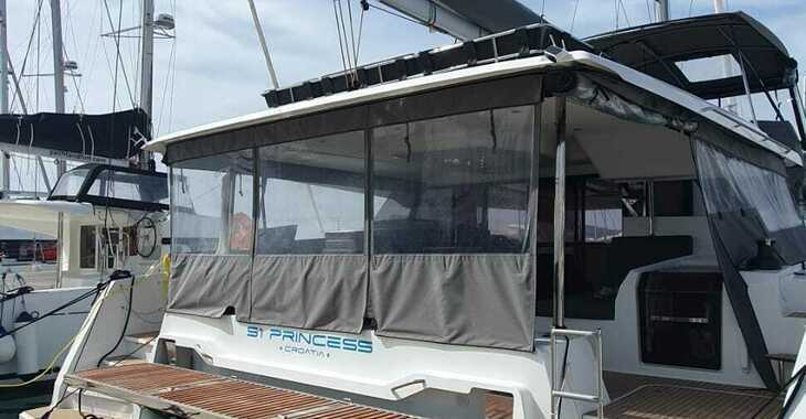 Rent a catamaran in Marina Baotić - Aura 51