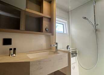 Rent a catamaran in Lefkas Marina - Lagoon 46