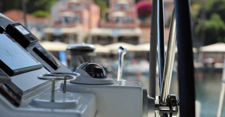 Rent a catamaran in Marina Gouvia - Lagoon 450  Flybridge