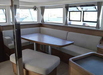 Rent a catamaran in Lavrion Marina - Lagoon 42