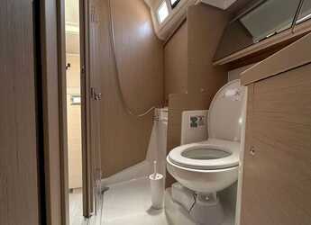 Rent a sailboat in Lefkas Marina - Oceanis 40.1