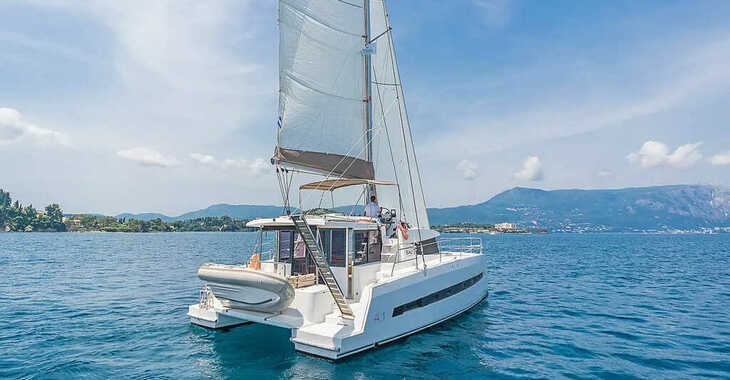 Louer catamaran à Marina Gouvia - Bali 4.1