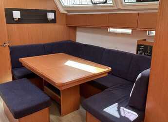 Rent a sailboat in Veruda - Bavaria Cruiser 46 - 4 cab.