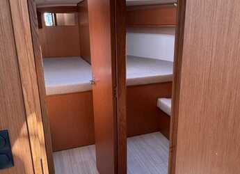Rent a sailboat in Veruda - Bavaria Cruiser 46 - 4 cab.